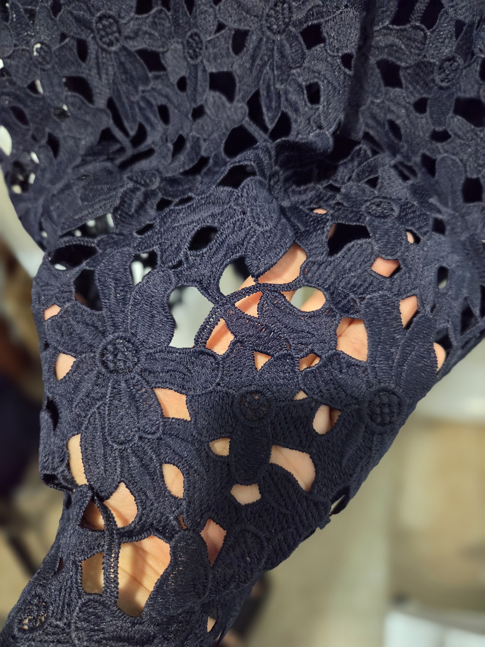 DKNY Navy Floral Lace V‑Neck Dress - Picture 9 of 14